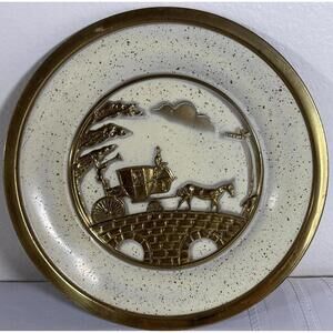 Vintage English Brass Wall Plate 10” Stagecoach Scene Colonial Decor England